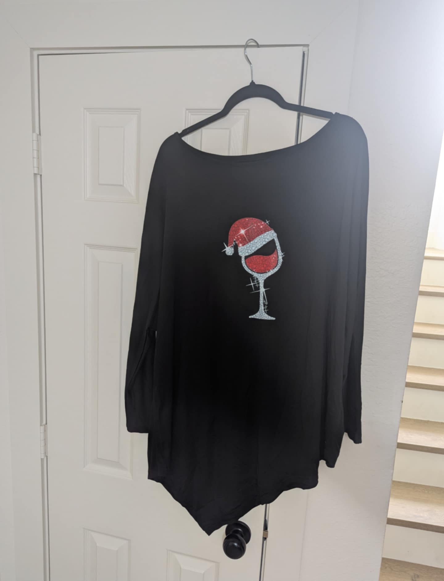 Women’s Holiday Wine Glass Sparkle Top – Size 2XL