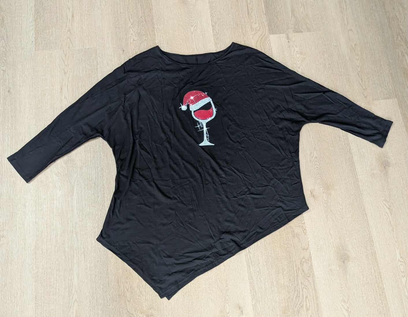 Women’s Holiday Wine Glass Sparkle Top – Size 2XL