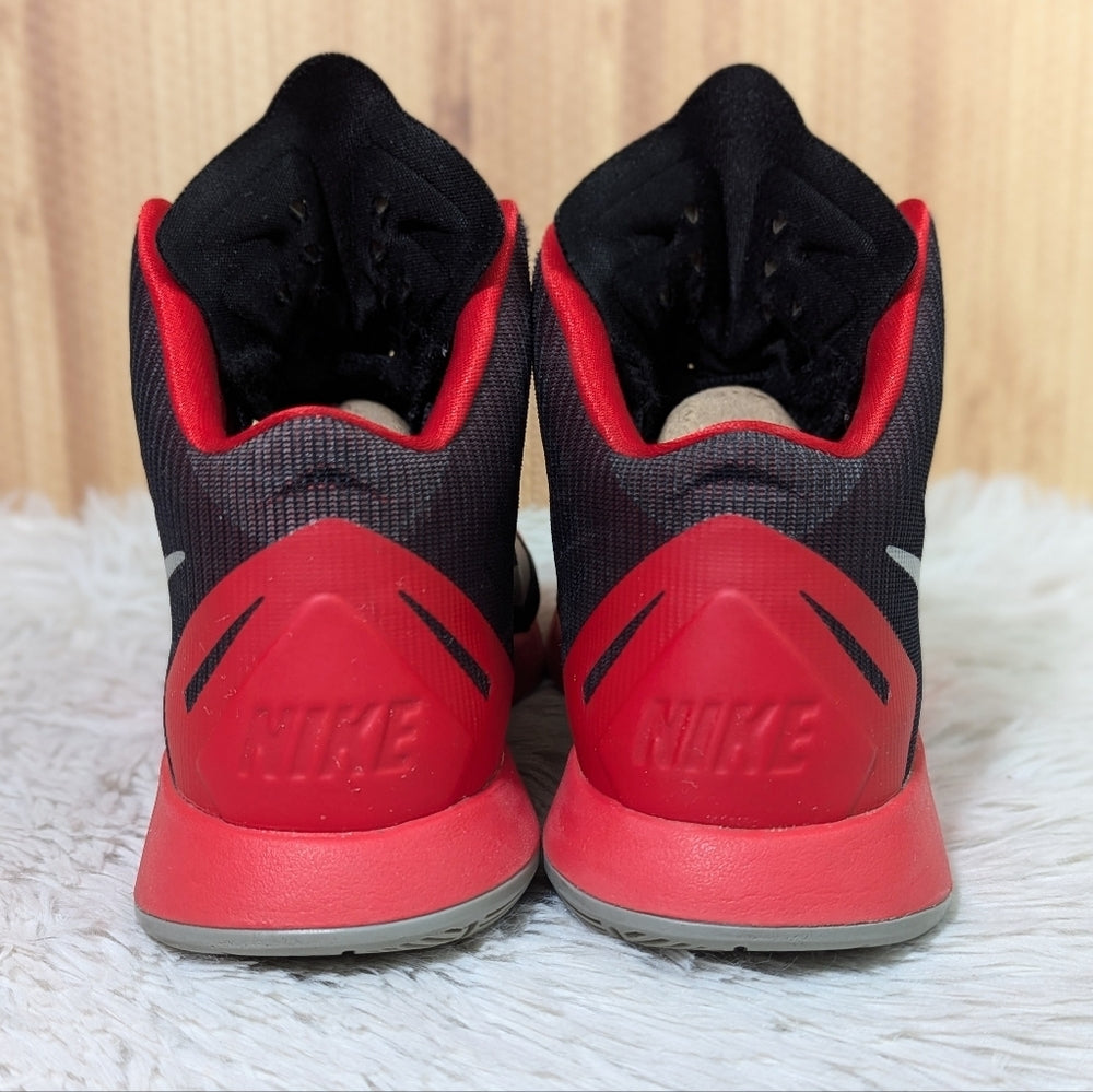 Nike Hyperquickness Basketball Shoes Red and Black Size 10