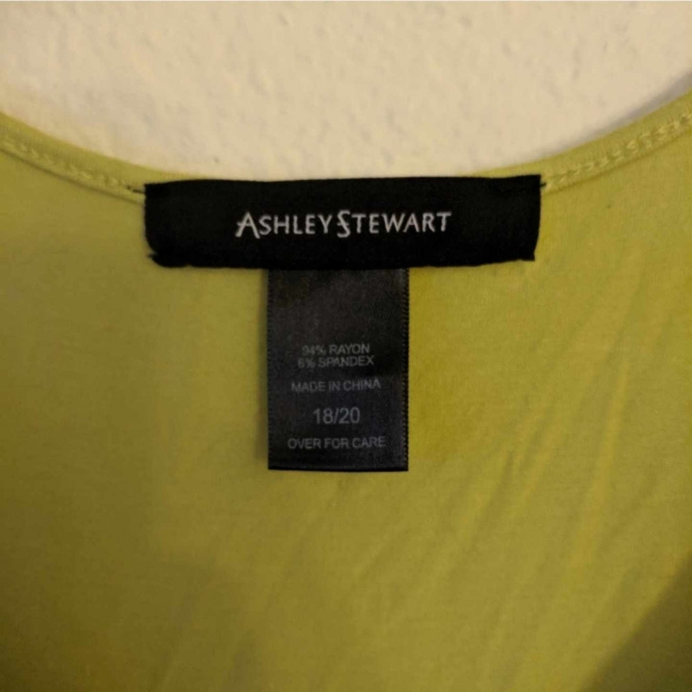 Ashley Stewart Yellow Sleeveless Tank Top with Rhinestone Detail Size 18/20