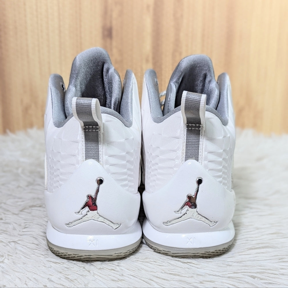 Jordan CP3.VIII AE White/Silver Basketball Shoes Size 6.5Y