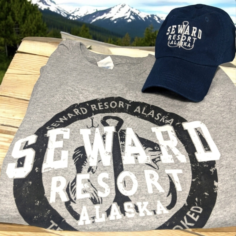 Seward Resort Alaska Graphic T-Shirt and Navy Baseball Cap Set - Sac's Main