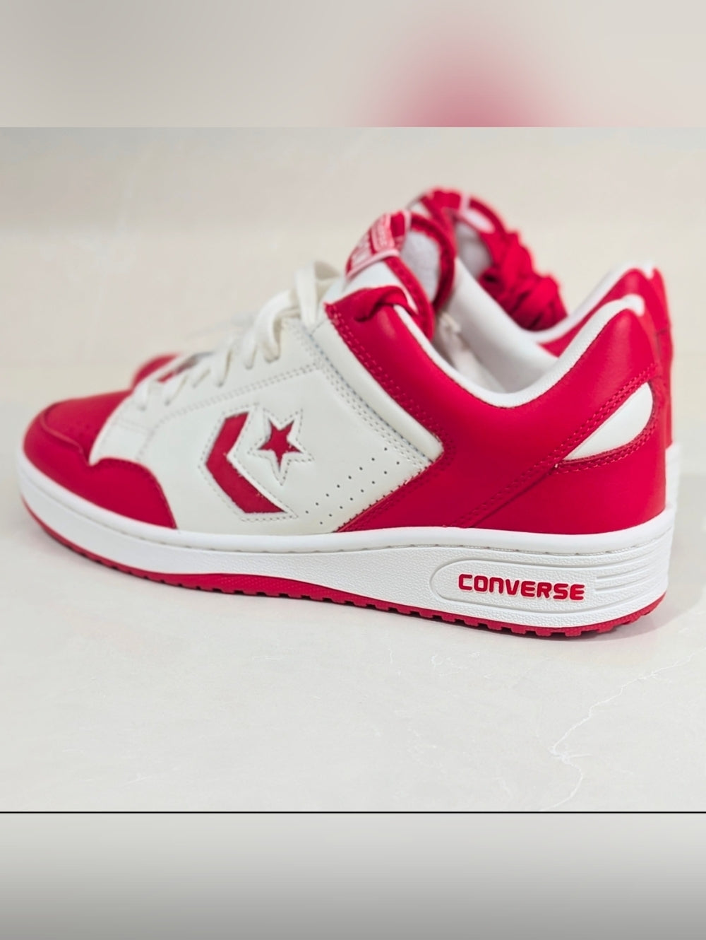 Converse Weapon Low Top Sneakers Red and White Size 11 Men